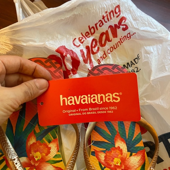 Havaianas Yellow Tropical Flip Flops EU35/36 - Picture 6 of 6